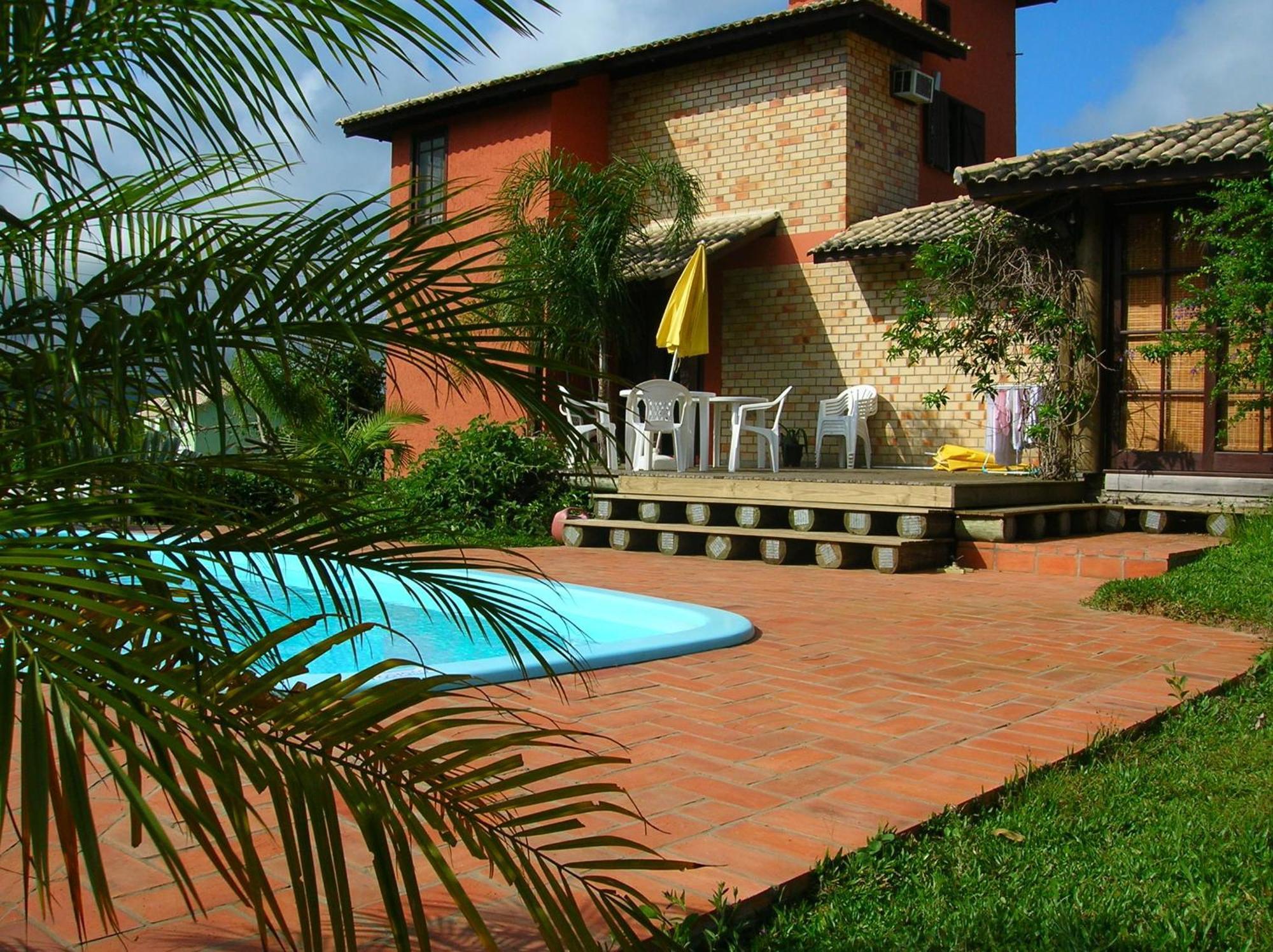 Estalagem Capitão Gancho Hotel Praia do Rosa Exterior foto